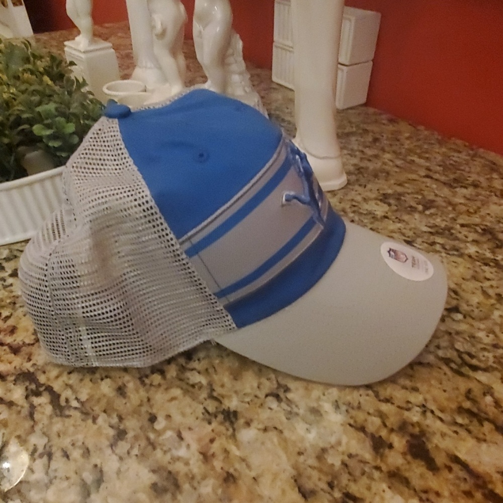 * NFL DETROIT LIONS CAP NEW Adjustable NEW